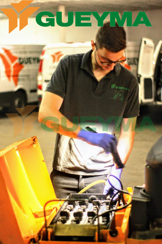 carretillas eléctricas-bateria-diagnostico-reparacion-revision carretilla elevadora electrica